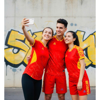 Áo Bóng Đá Adidas